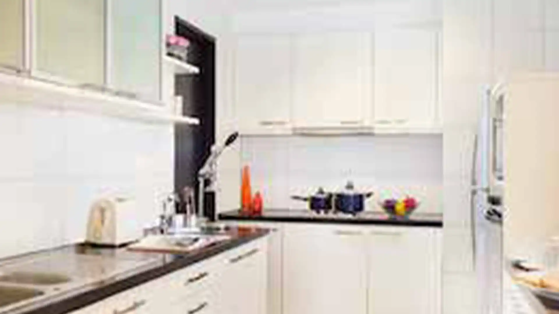 Somerset Berlian-2BR-Kitchen Area