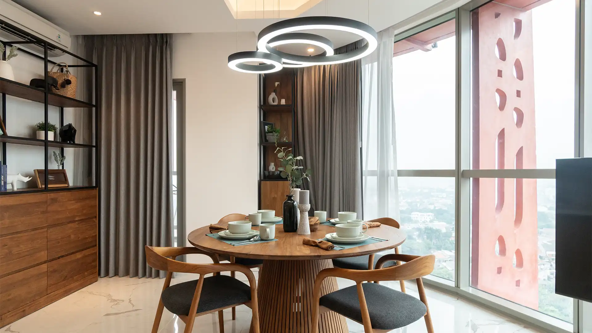 South Quarter Residence – Modern 2BR Apartment