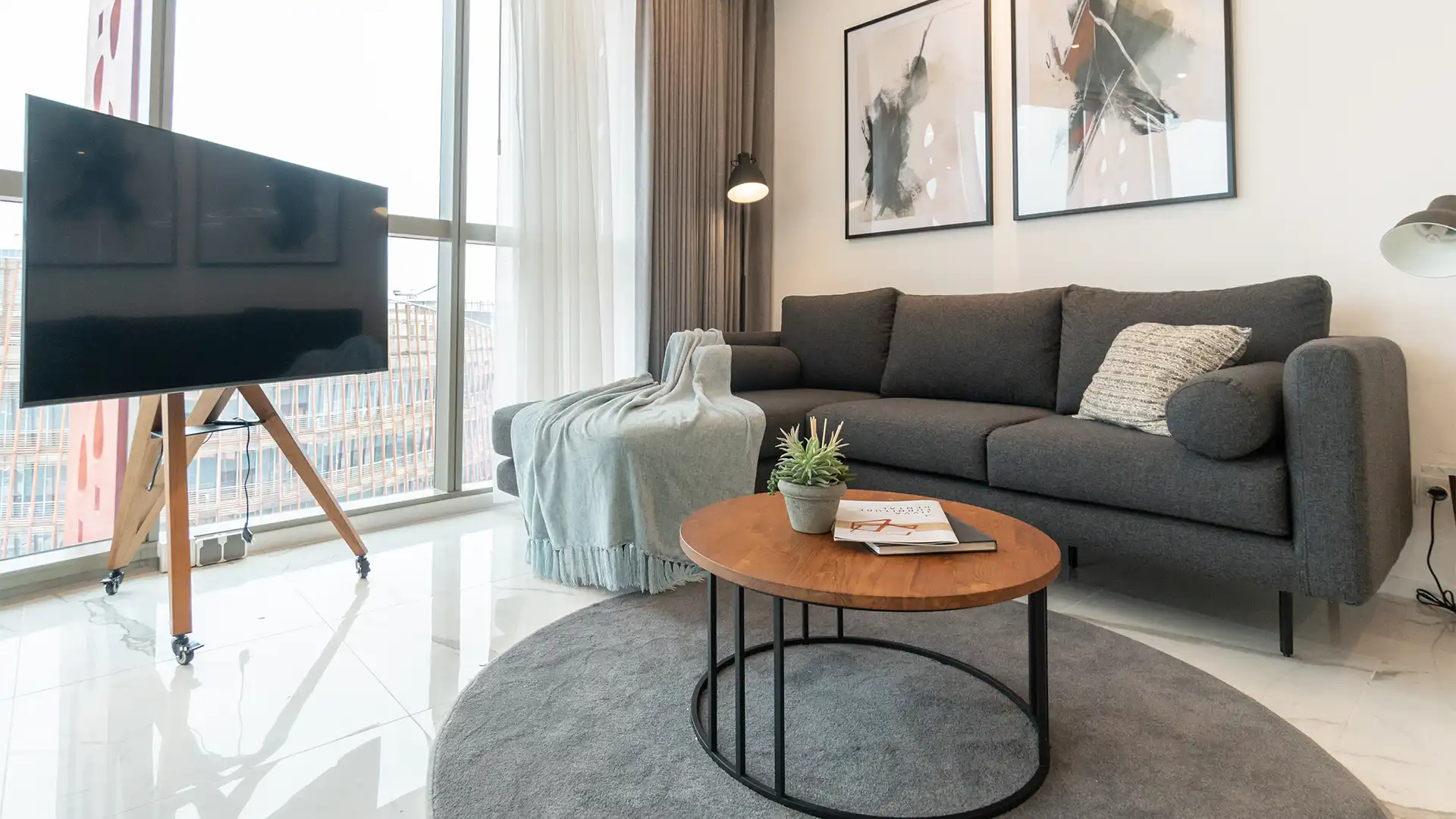 South Quarter Residence – Modern 2BR Apartment