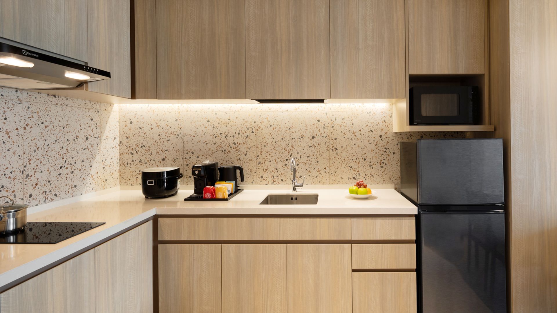 Swissôtel Residences – Modern 1BR Living