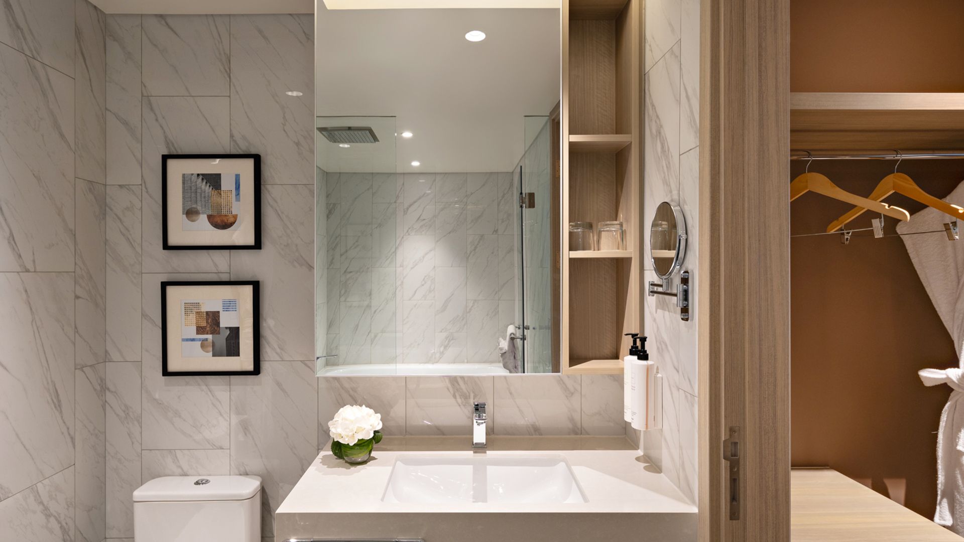 Swiss Advantage 2 Bedroom – 2nd Bathroom