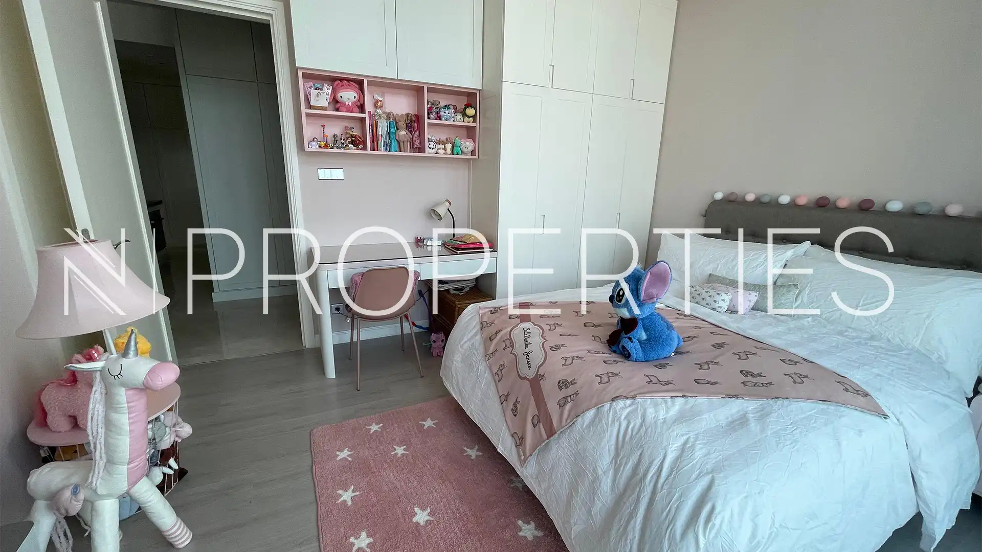 The Stature-3BR-Bedroom 1