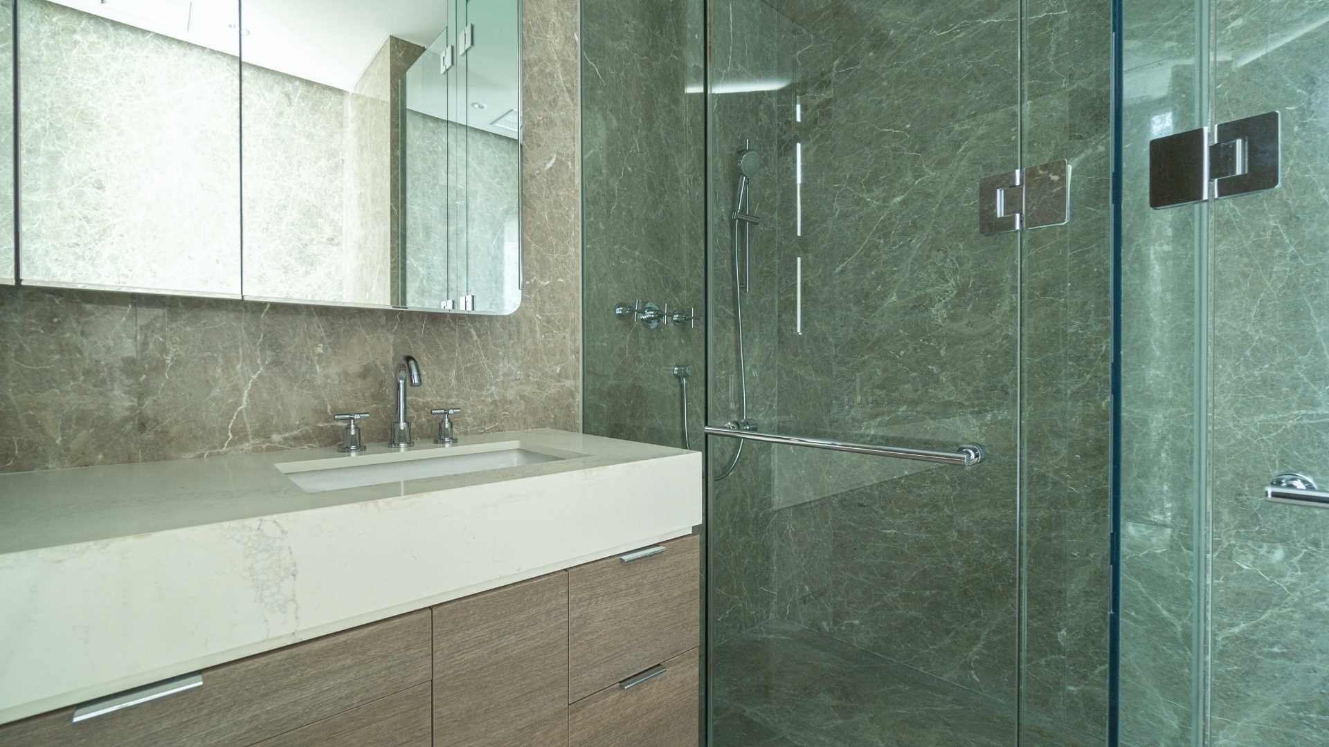 Contemporary 3BR Living at Verde Two