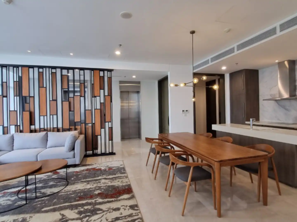 Verde Two-3BR-Living & Dining Area