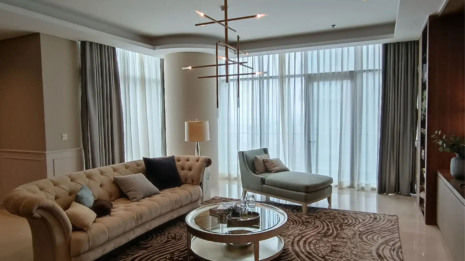 Verde Two-5BR-Living Area