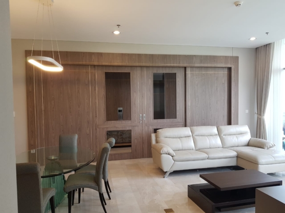 Verde Two-Monte 3BR-Living Area with Dining ARea