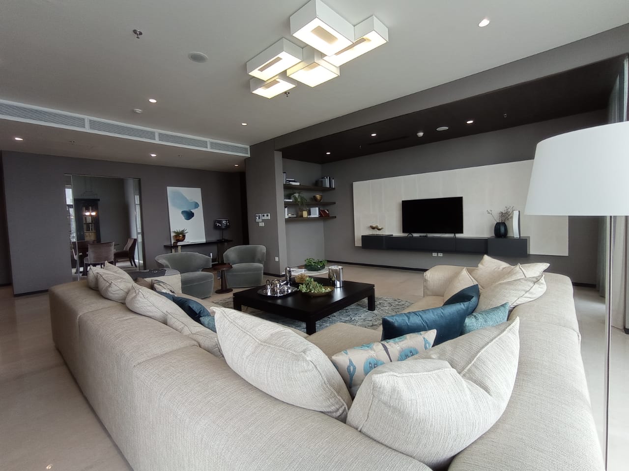 Verde Two-Monte 4BR-Living Area