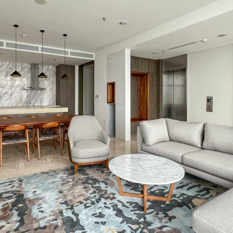 Verde Two Monteverde-2BR-Living room