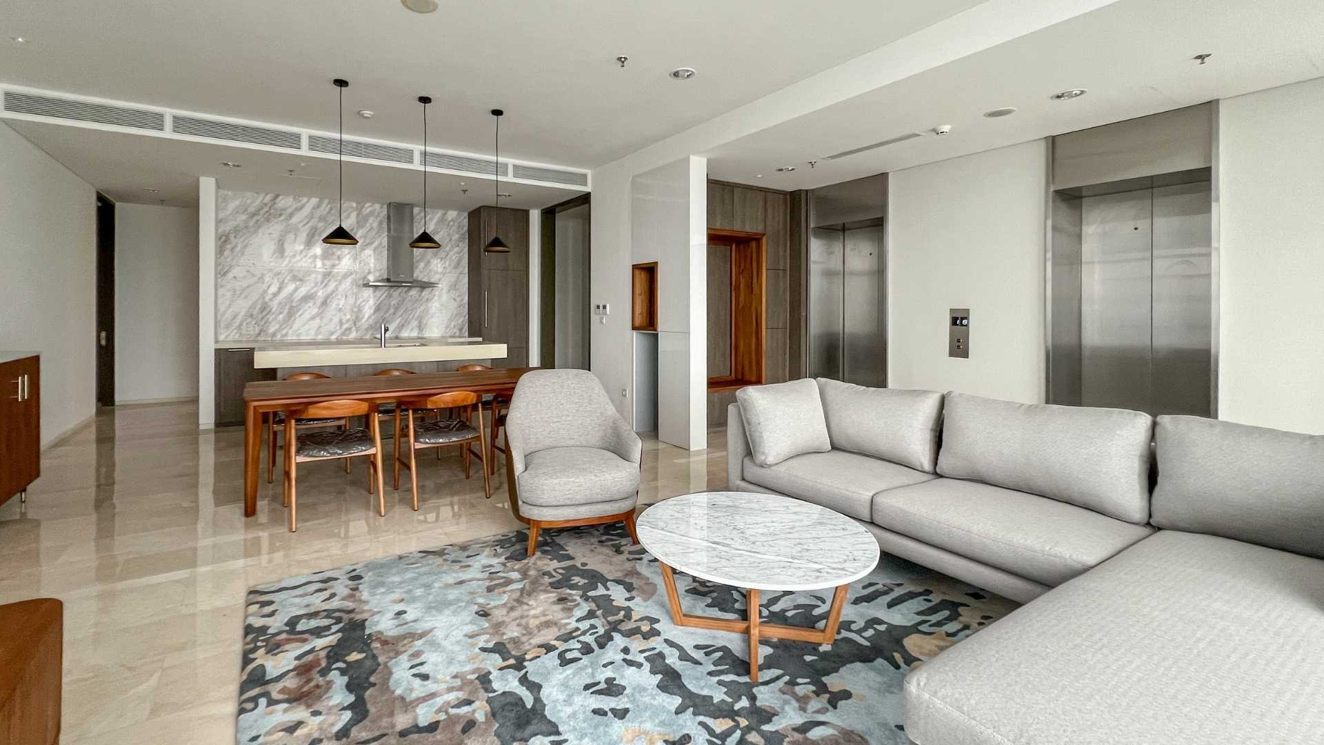 Verde Two Monteverde-2BR-Living room