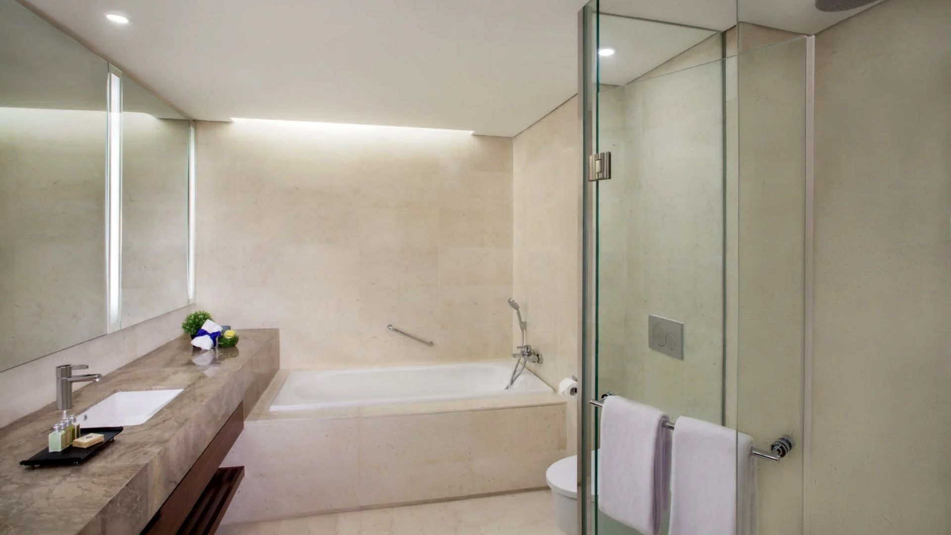 Ascott Sudirman – Compact 1BR Serviced Apartment