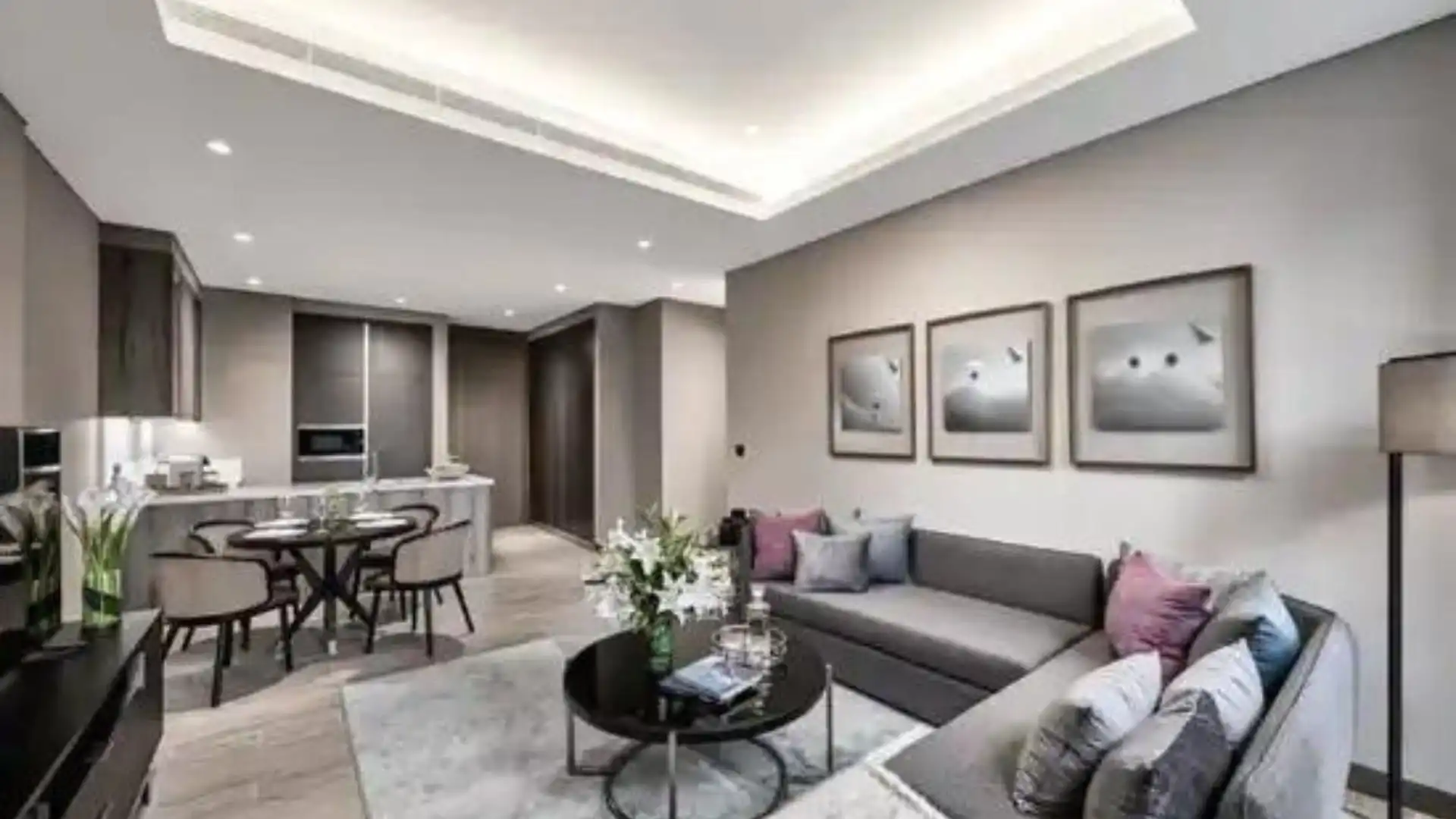 ASHTA Residence – Well-Balanced 2BR Serviced Apartment