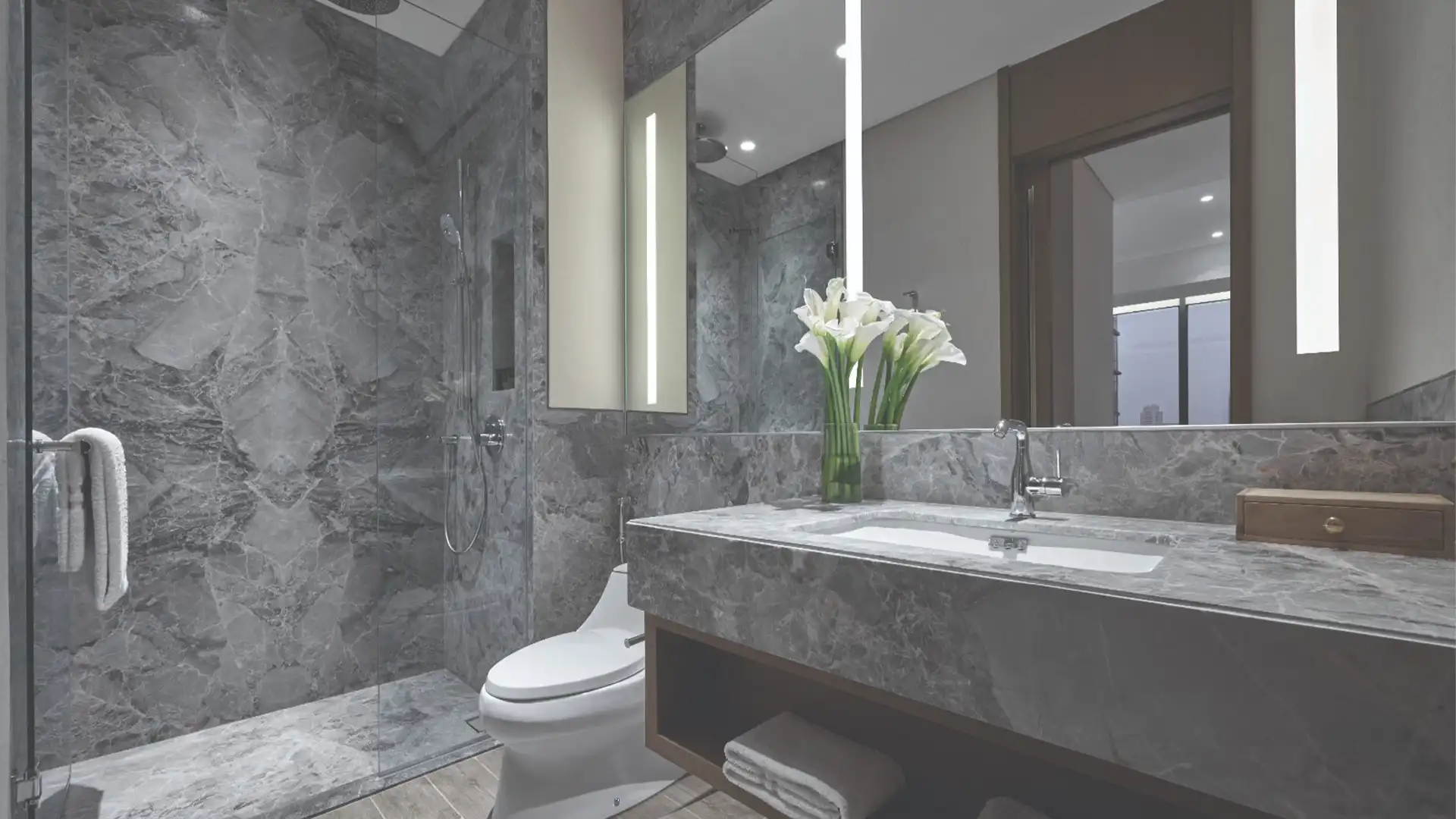 ASTHA RESIDENCE-3BR-BATHROOM Large 3BR Serviced Apartment – ASHTA Residence