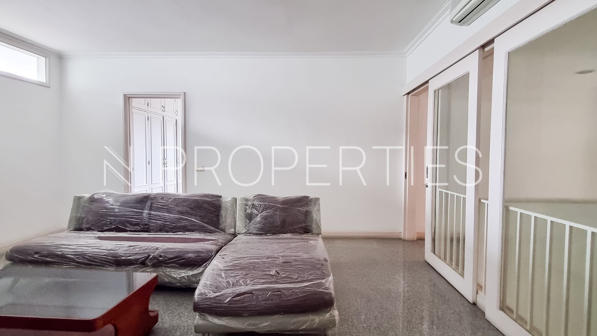 Strategic Location 4BR Family House at Cipete