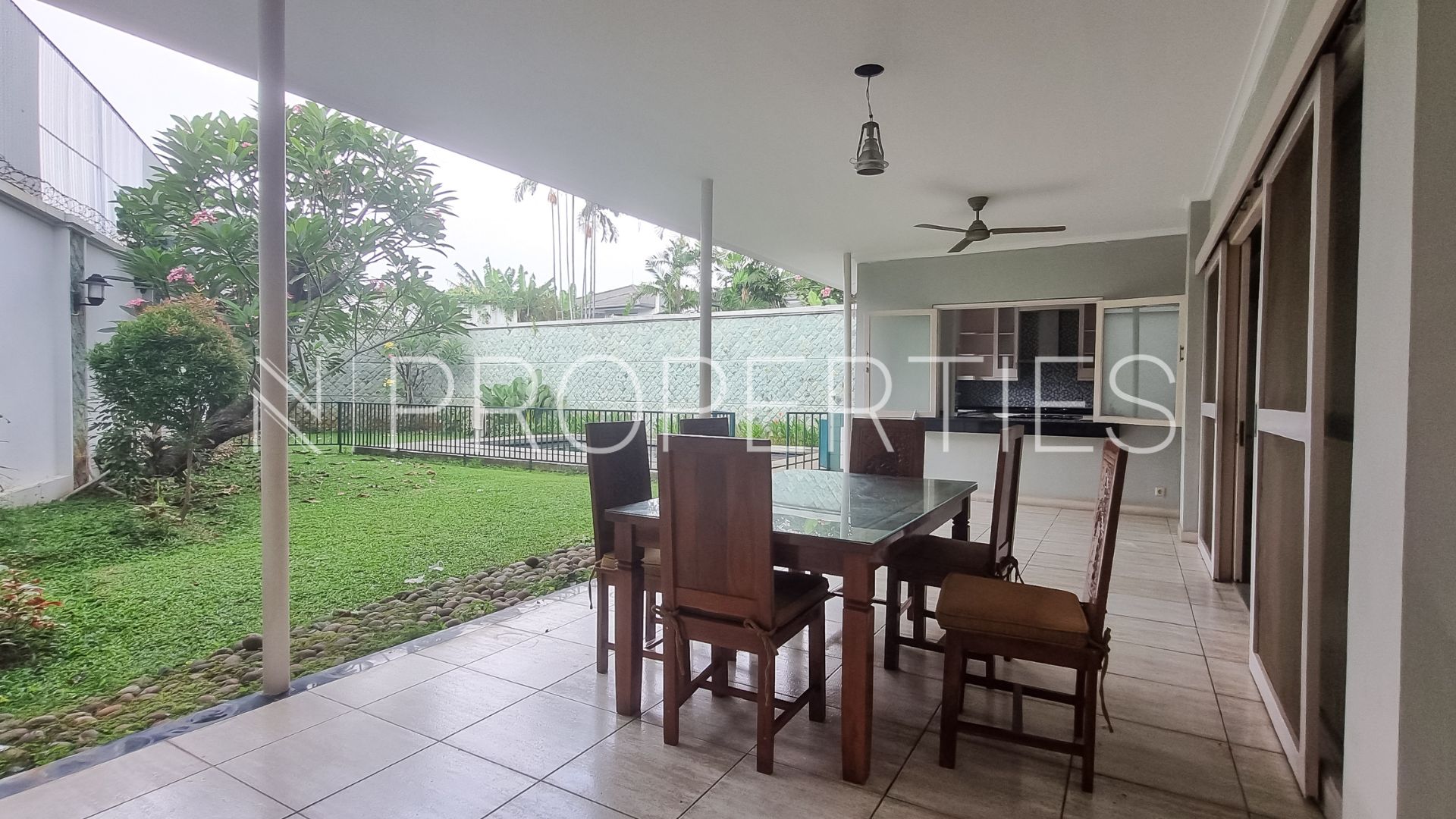 Strategic Location 4BR Family House at Cipete