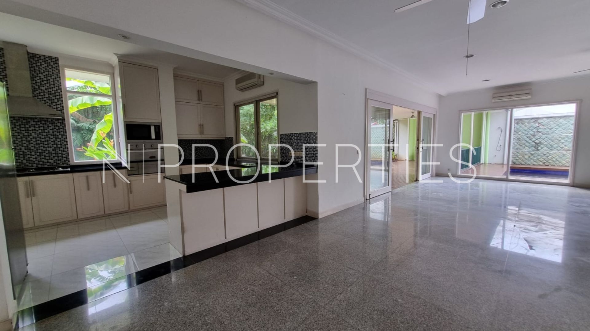 Cipete – Prestigious 4BR Private House