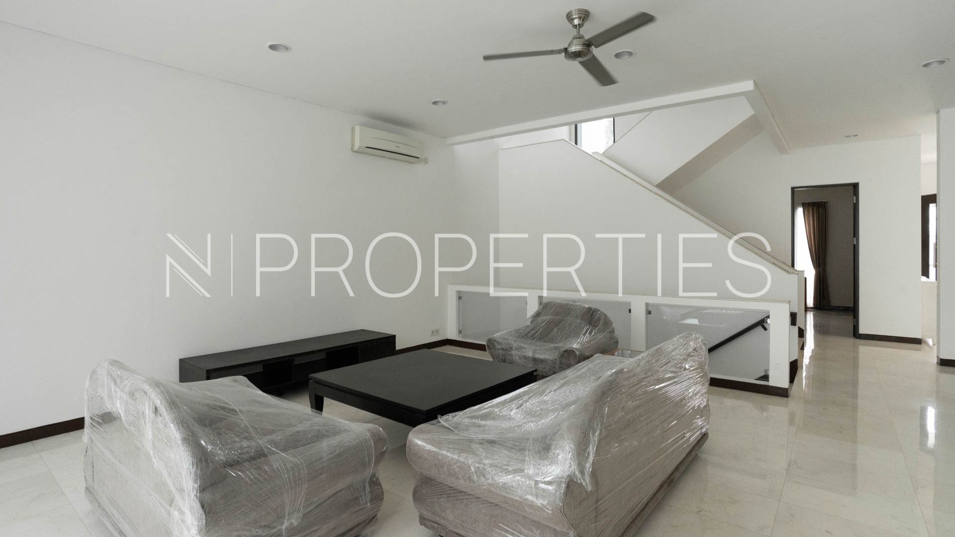 Cipete – Primary 4BR Family Residence