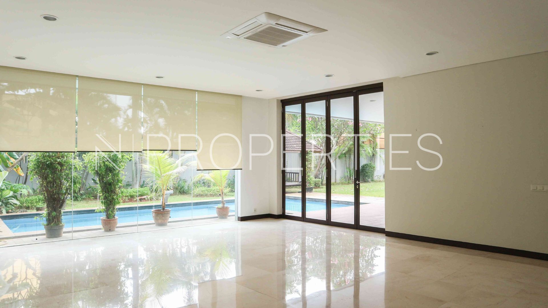 Cipete – Large-Scale 5BR House