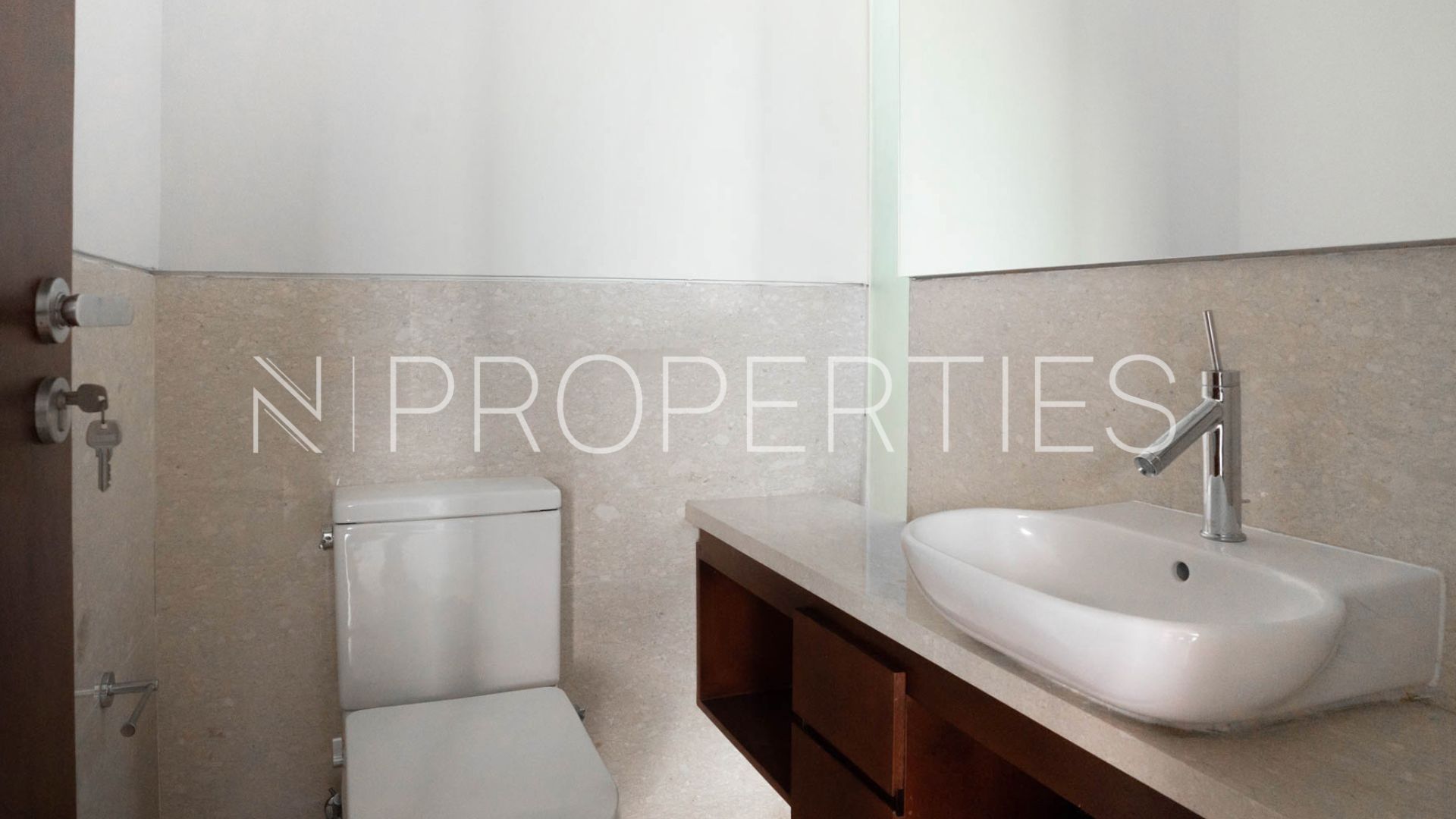 Well-Balanced 3BR House at Cilandak