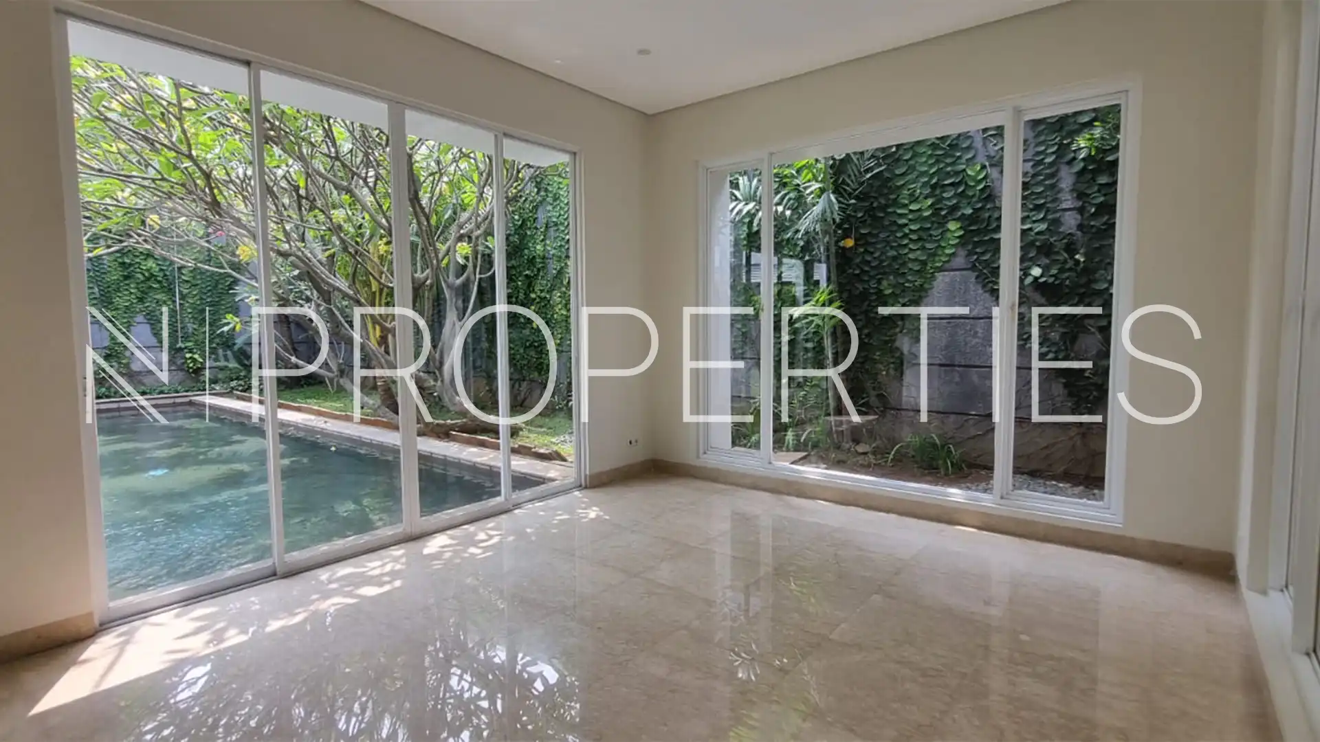 Spacious 4BR Real Estate at Cilandak
