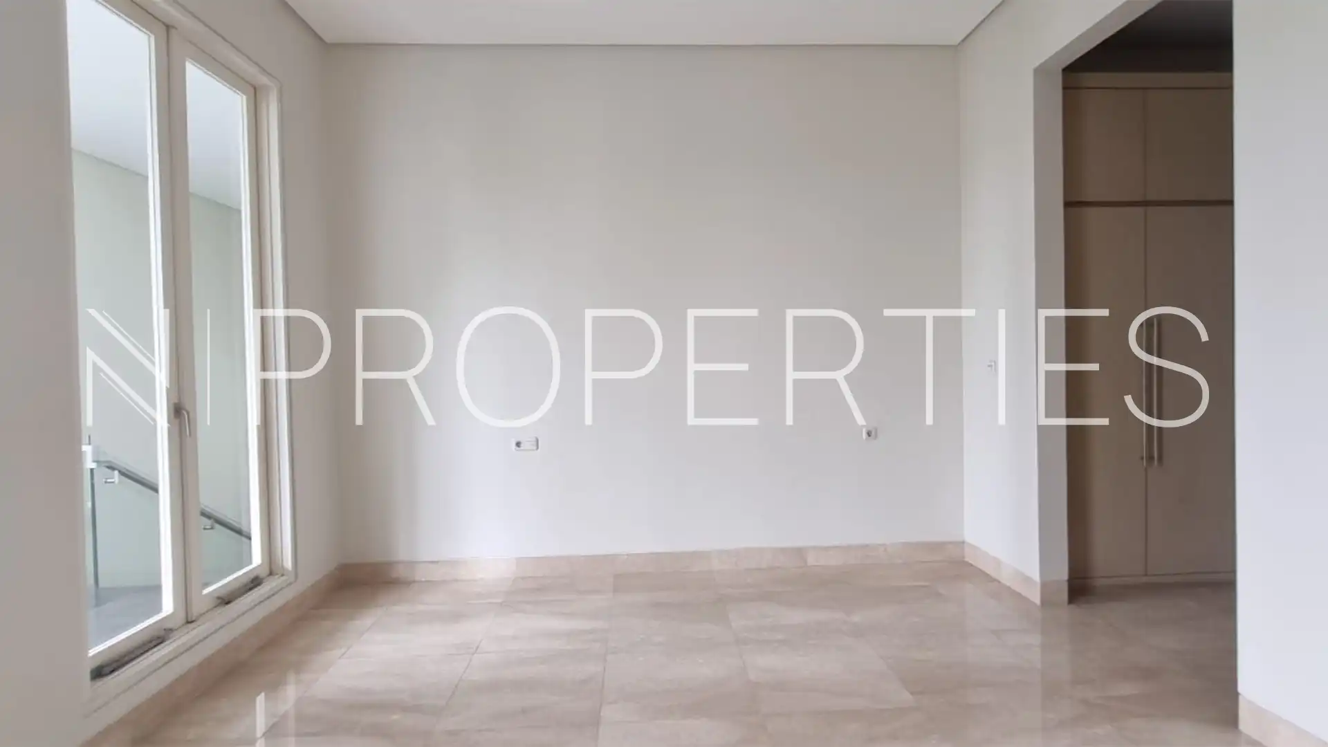 Spacious 4BR Real Estate at Cilandak