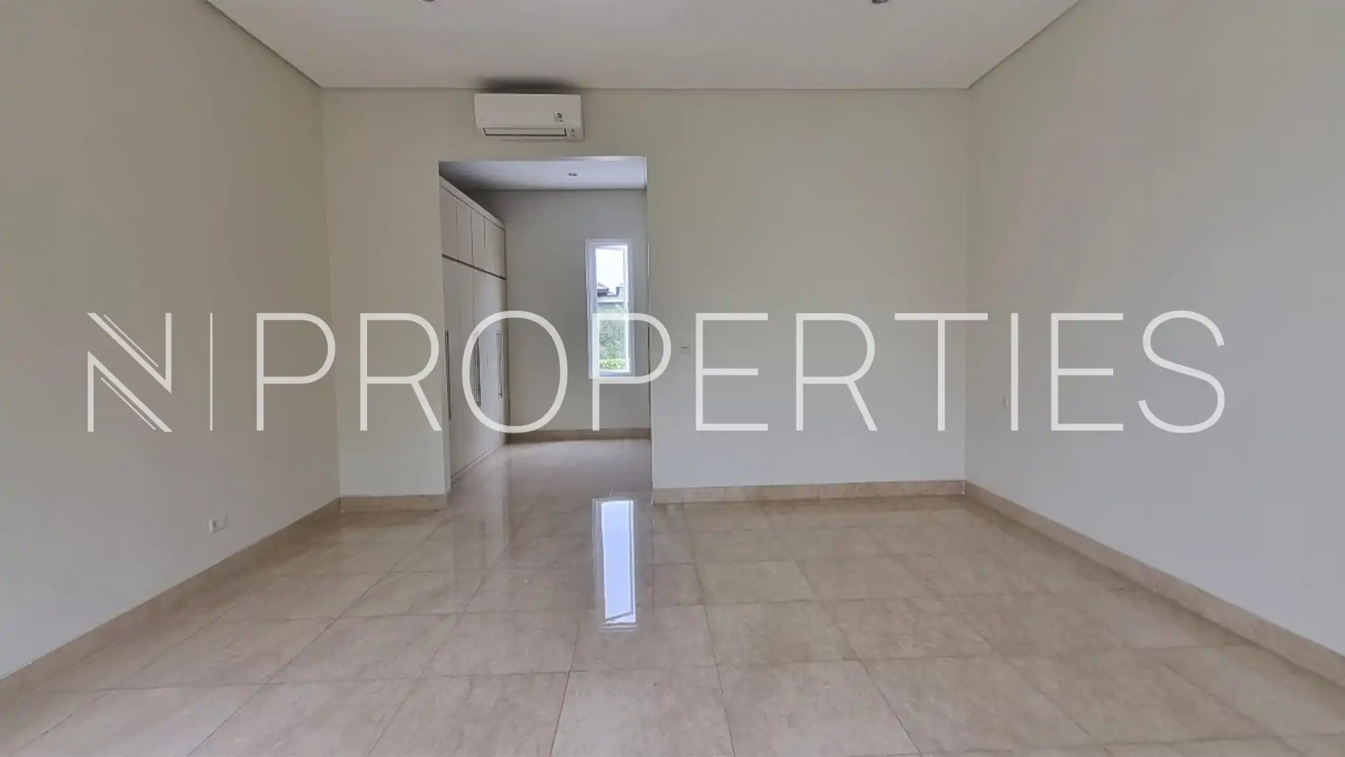 Spacious 4BR Real Estate at Cilandak