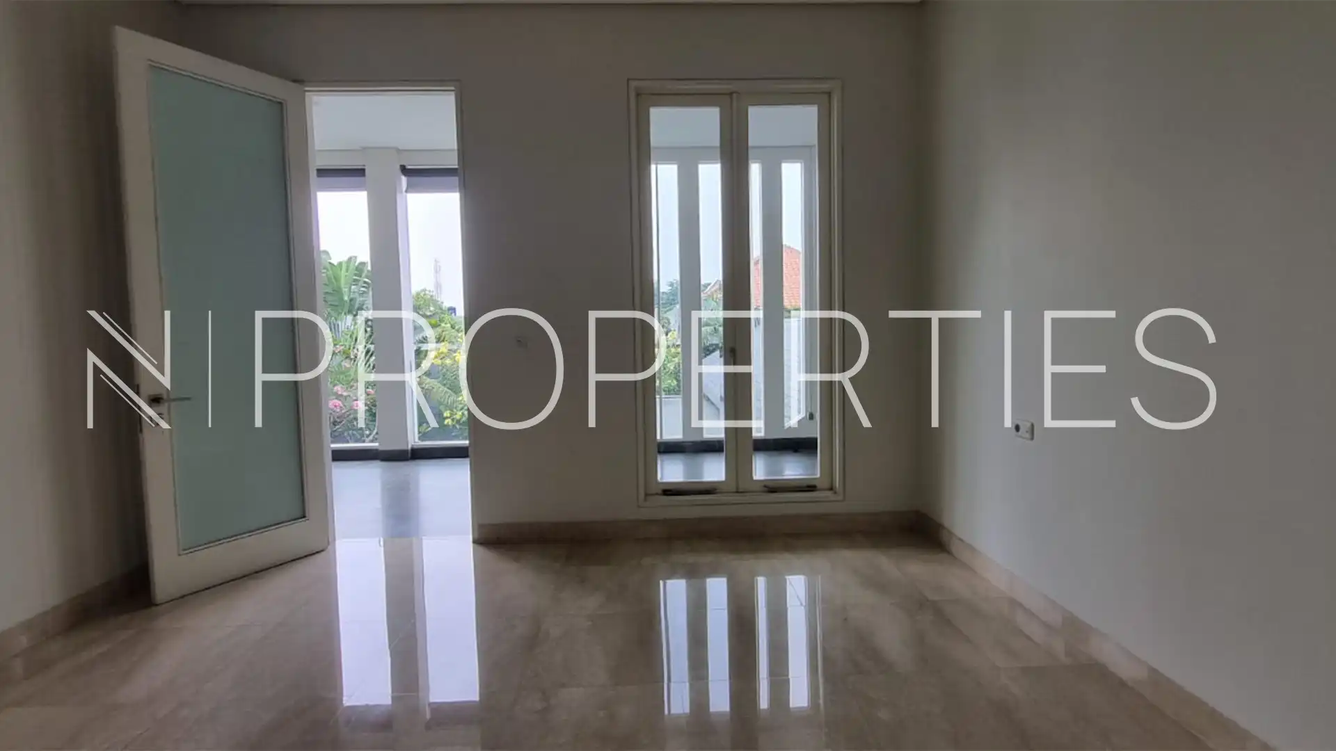 Spacious 4BR Real Estate at Cilandak