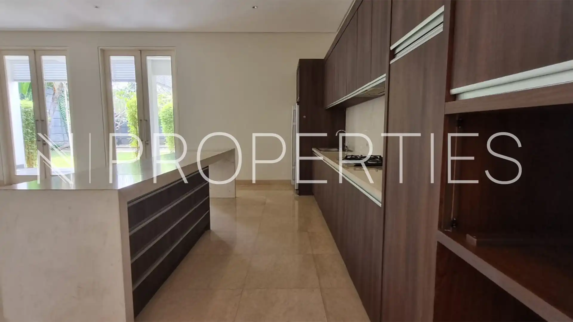 Spacious 4BR Real Estate at Cilandak