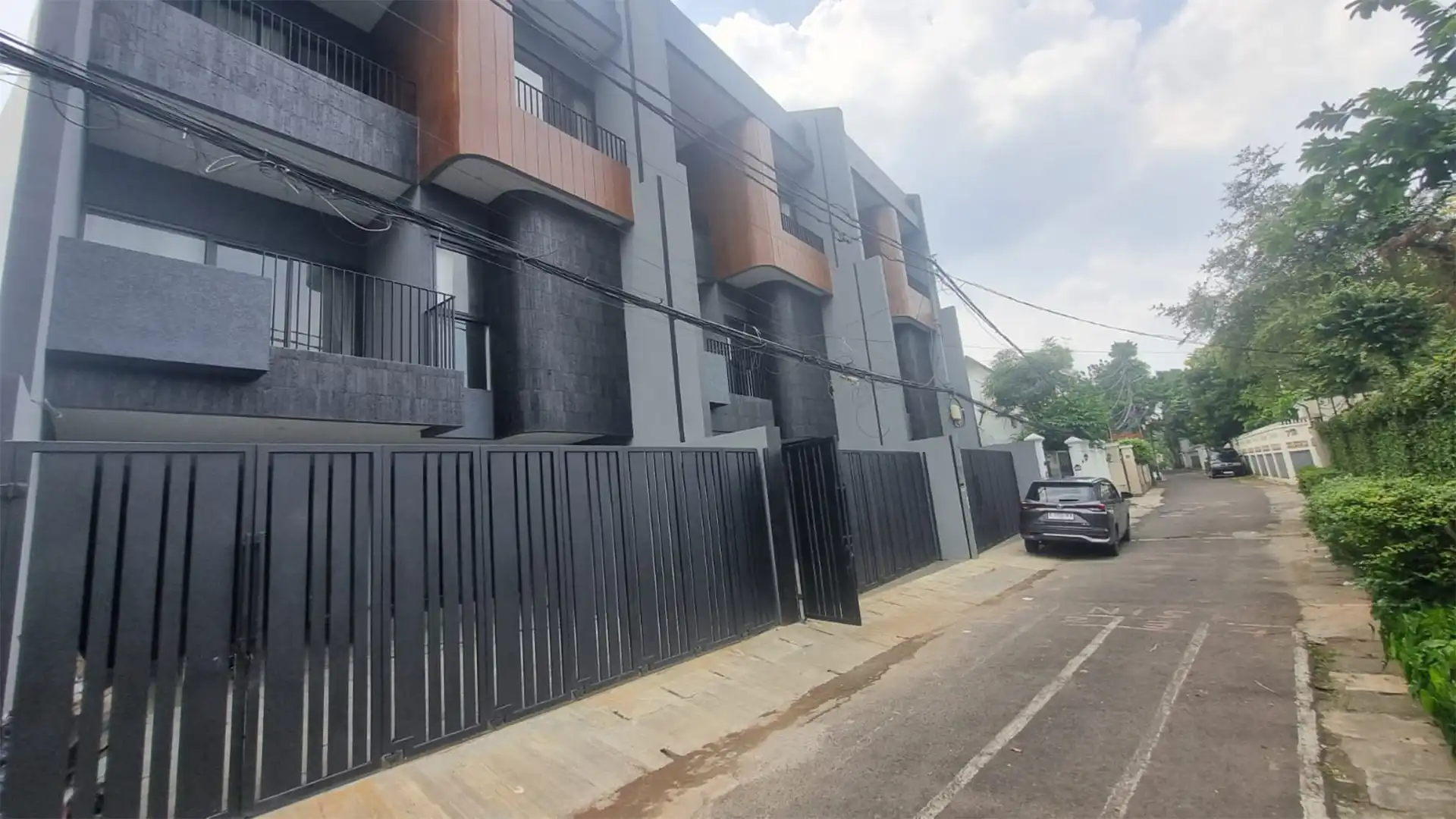 Prime 4BR House at Kemang