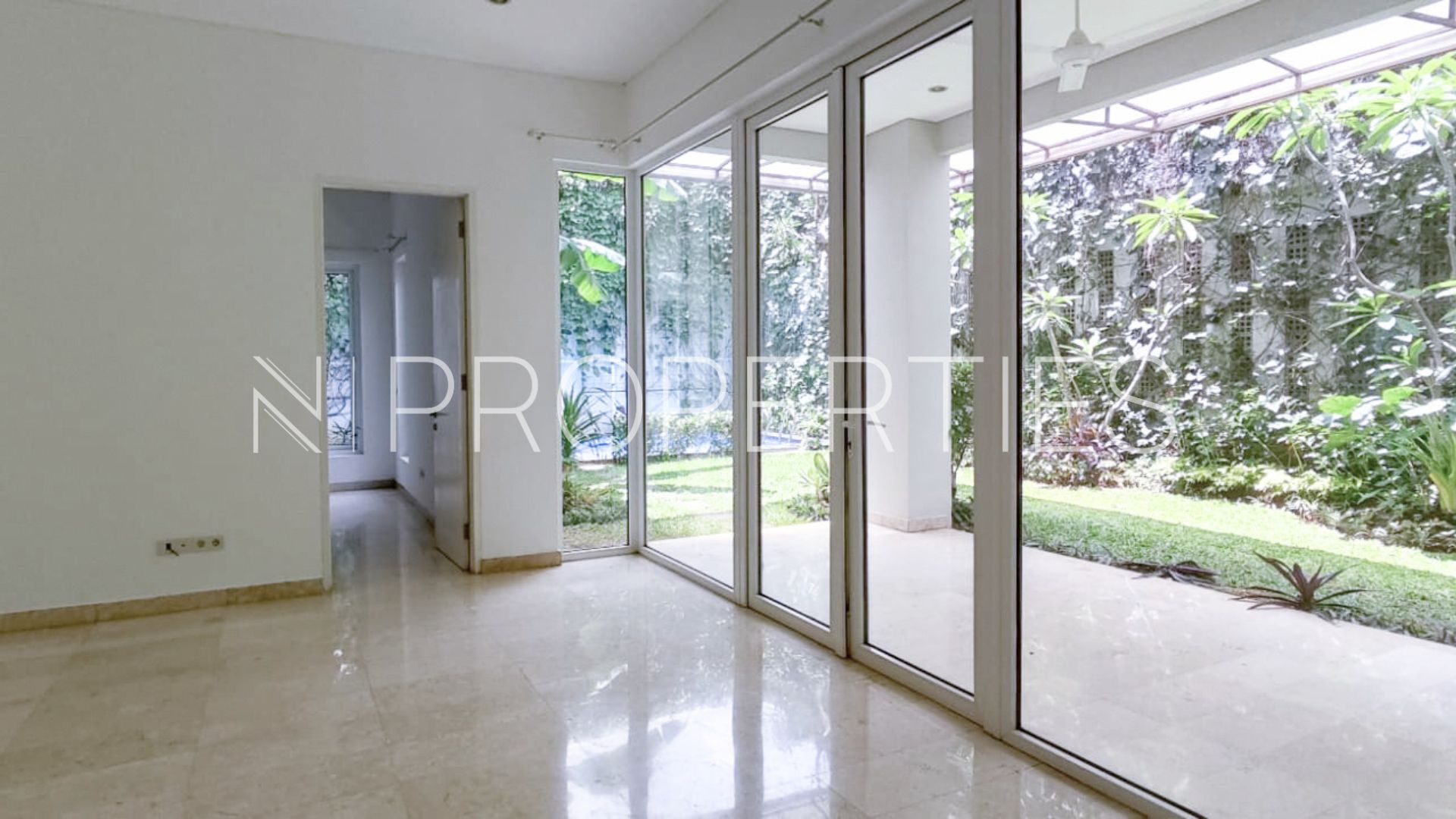 Luxury 4BR Residence at Cilandak