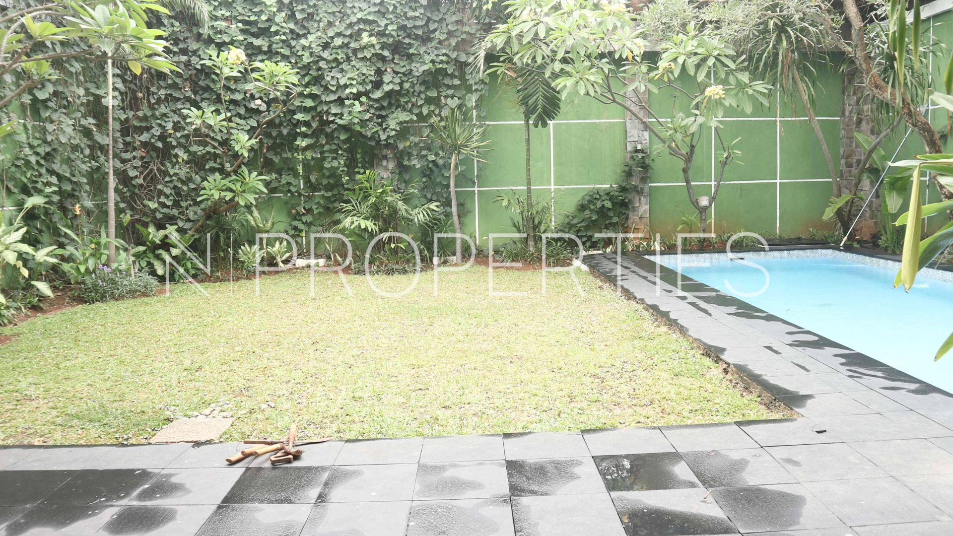 Cilandak – Spacious 4BR Home