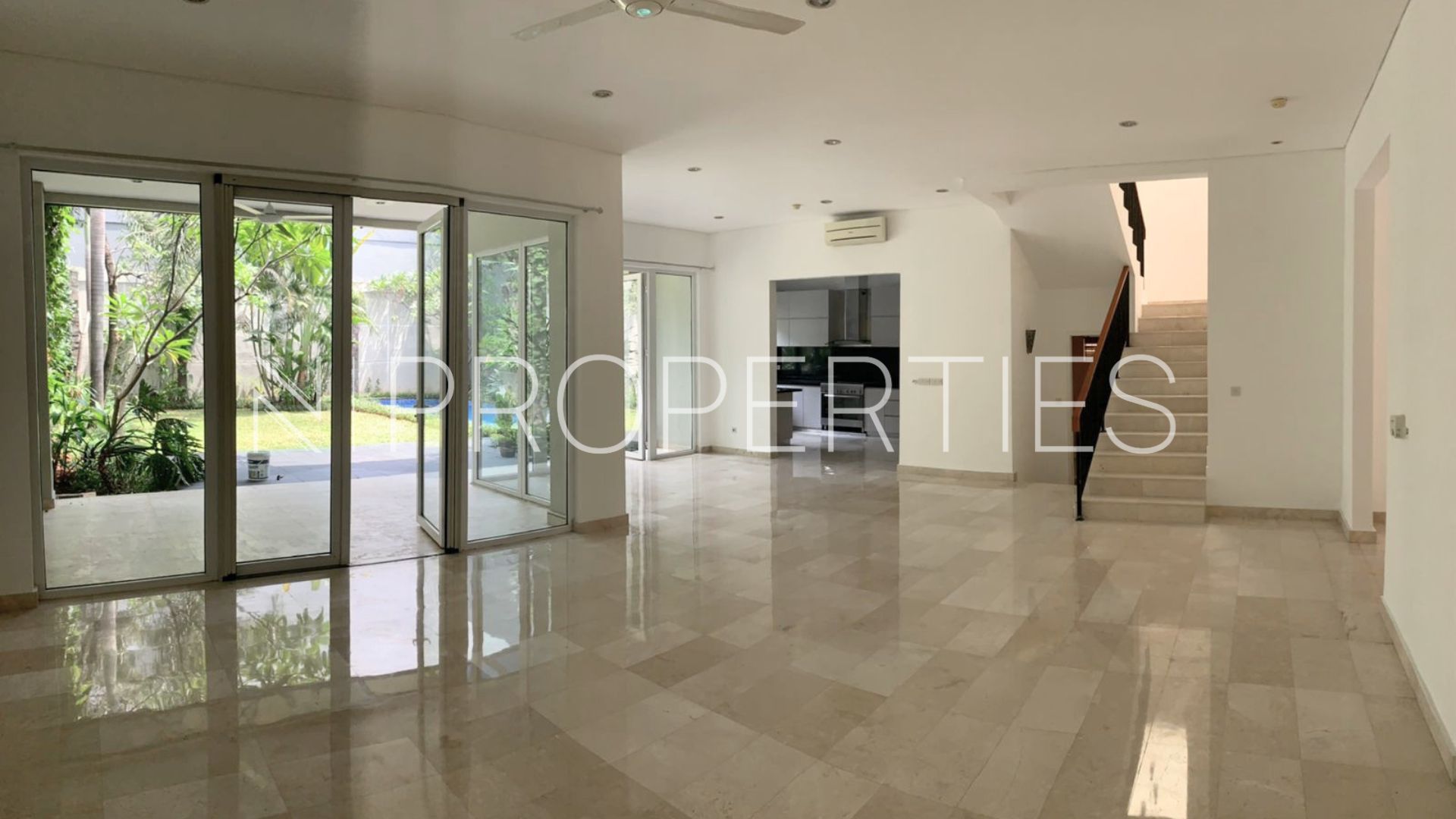 Cilandak – Well-Balanced 4BR House