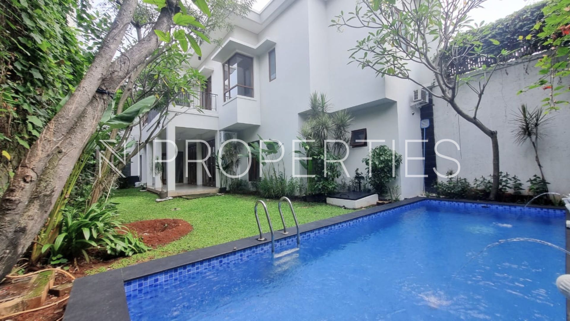 Spacious 5BR Family Home at Kemang