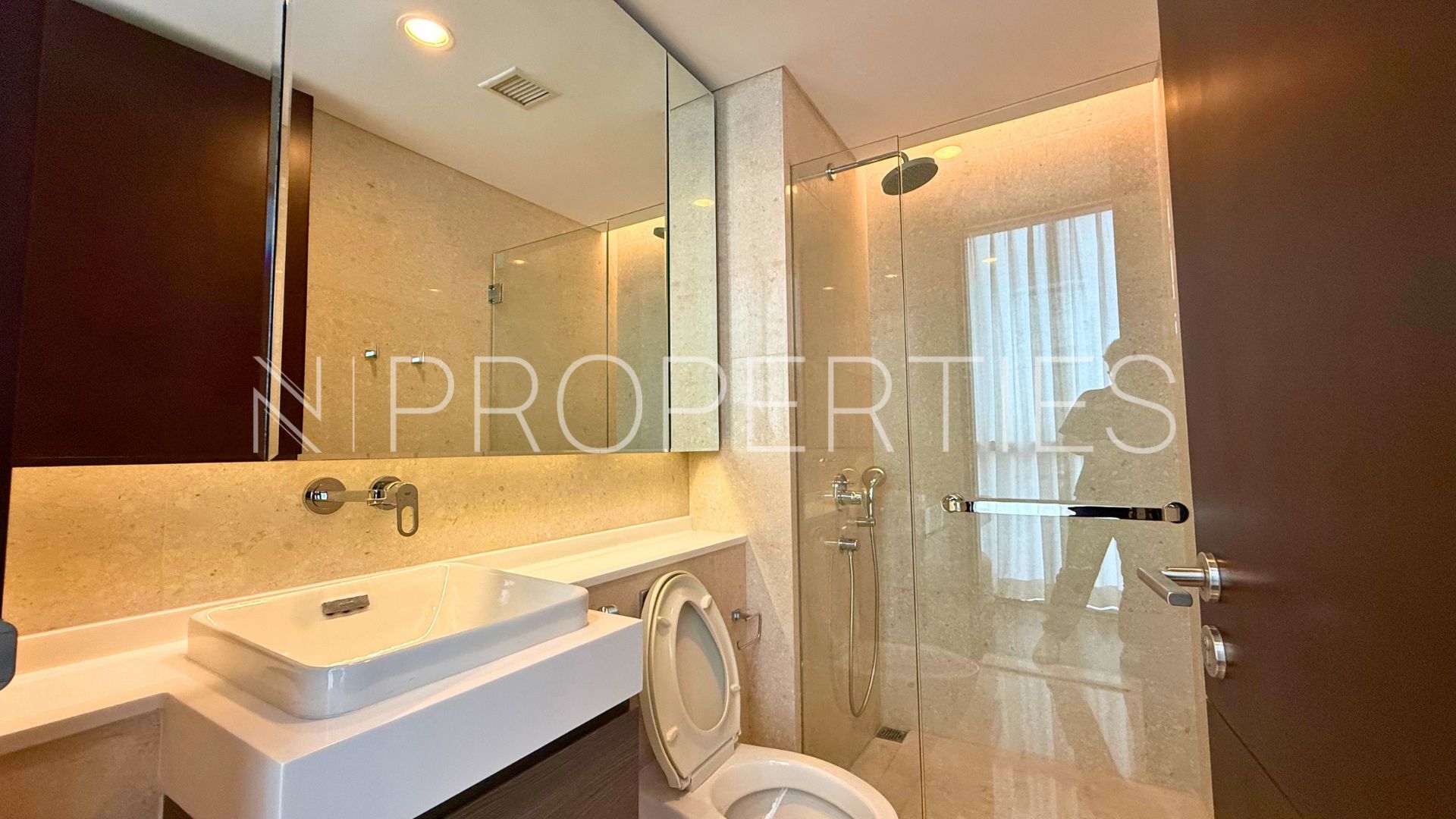 Casa Domaine – Functional 3BR Apartment