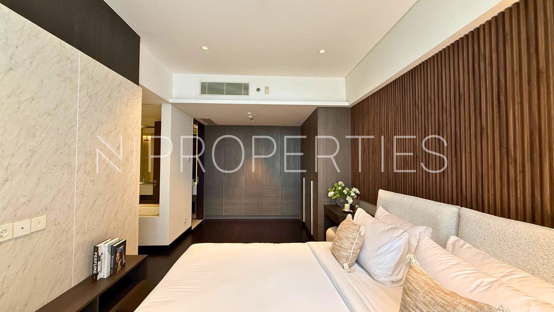Casa Domaine – Functional 3BR Apartment