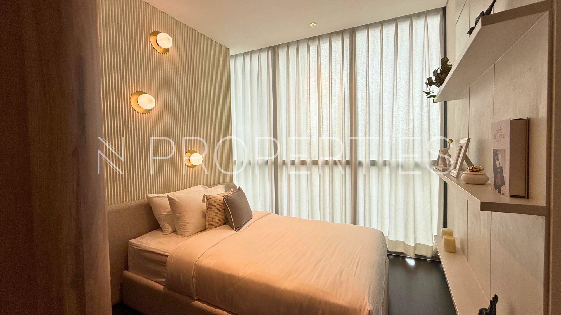 Casa Domaine – Functional 3BR Apartment