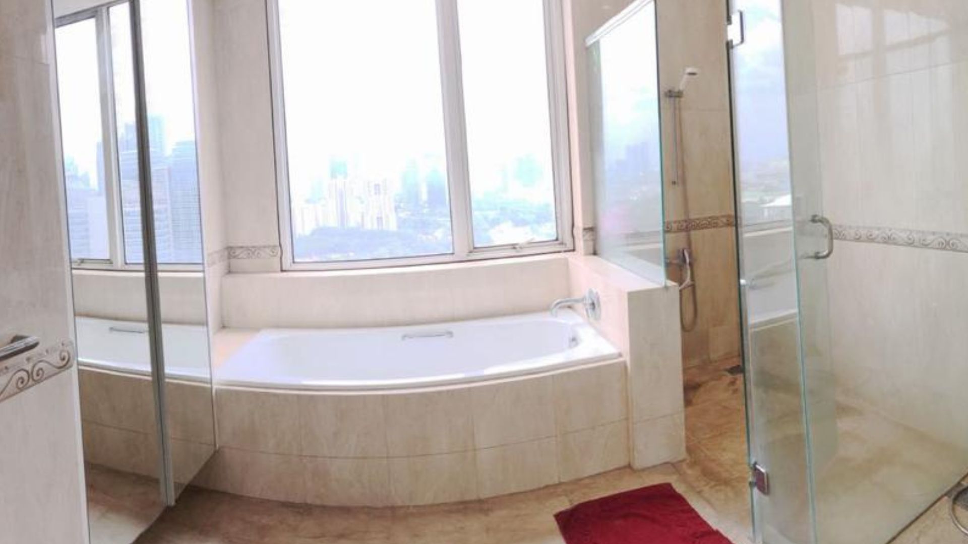 Spacious 3BR Apartment at FX Residence