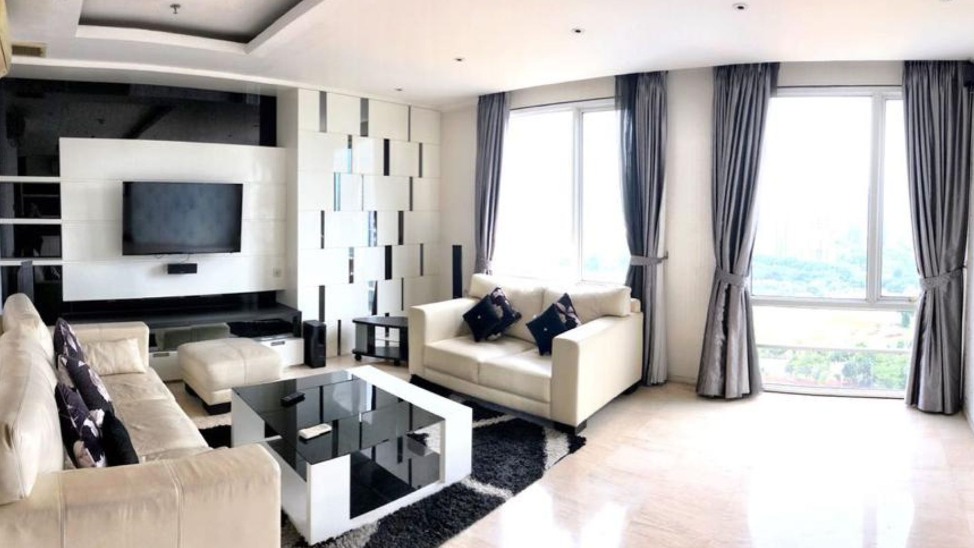 Spacious 3BR Apartment at FX Residence