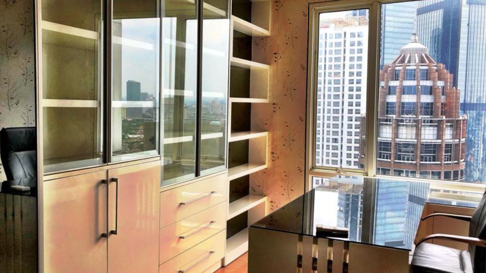 Spacious 3BR Apartment at FX Residence