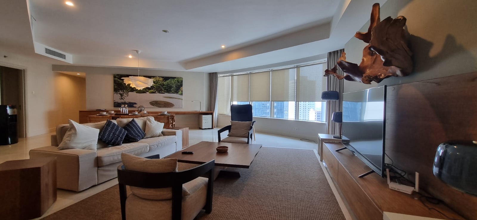 Plaza Residence – Spacious 3BR Apartment