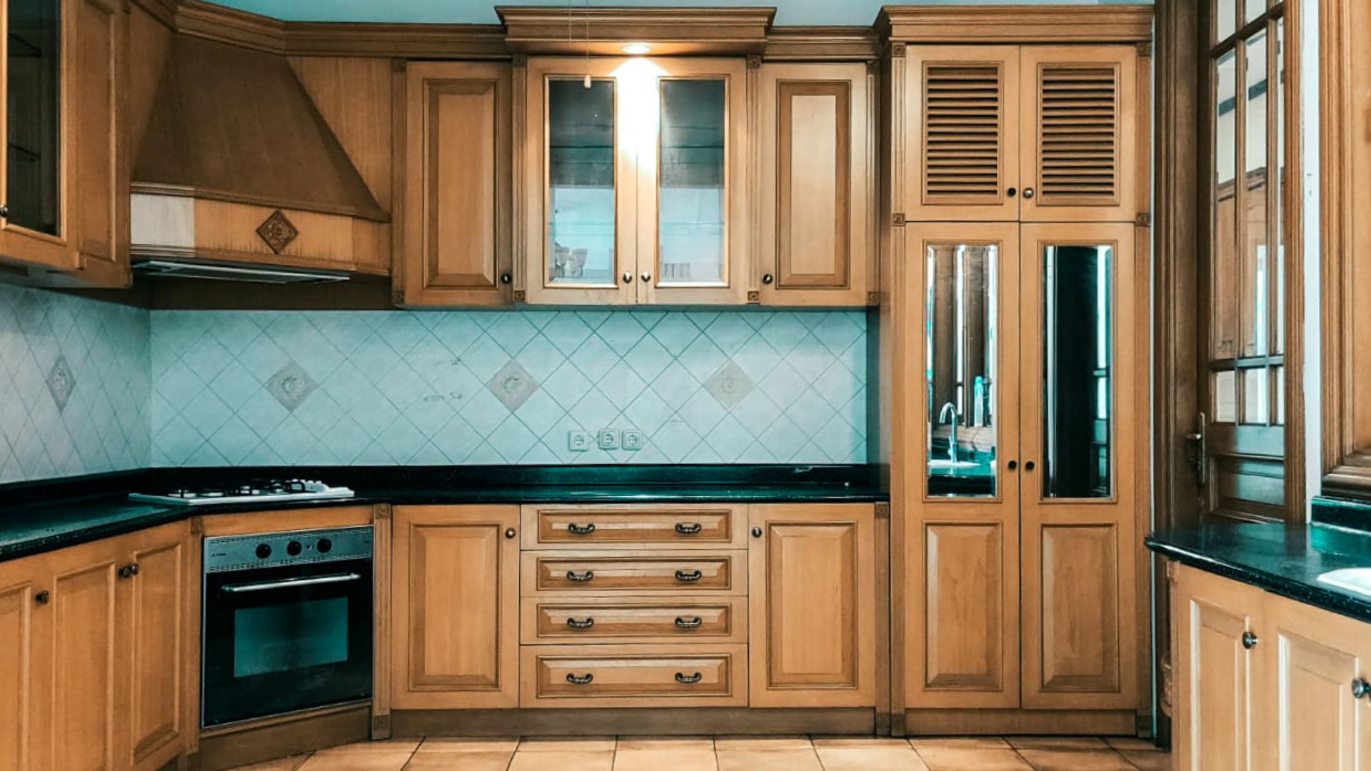 Jeruk Purut No. 59 – Kitchen Area Large 5BR House at Cilandak