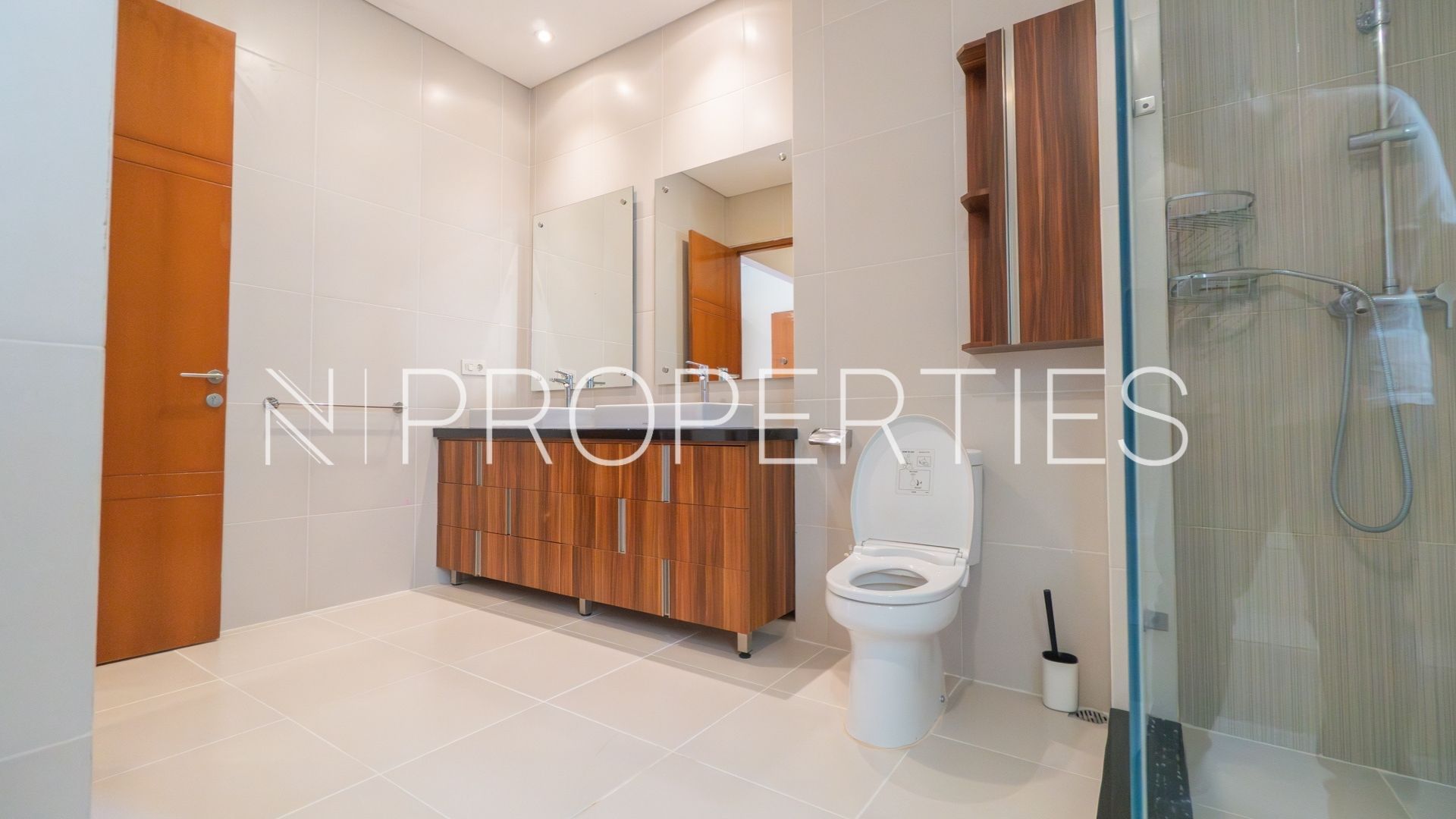 Padma Residence Kemang – Efficient 4BR House