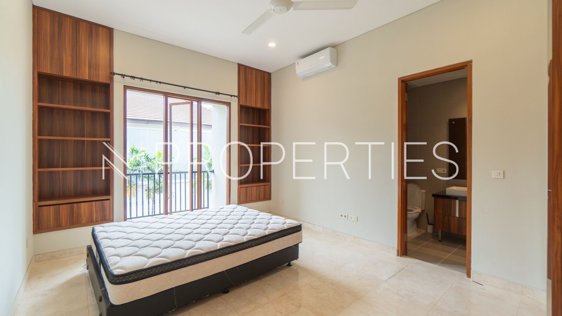 Padma Residence Kemang – Efficient 4BR House