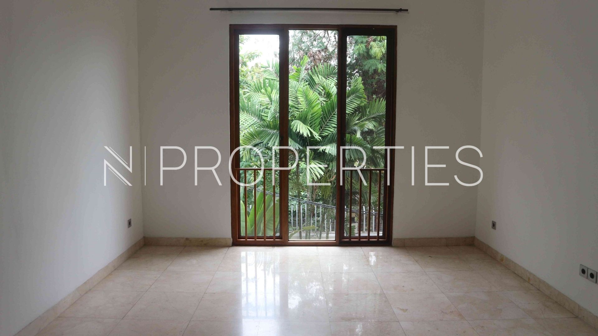 Padma Residence Kemang – Spacious 5BR House