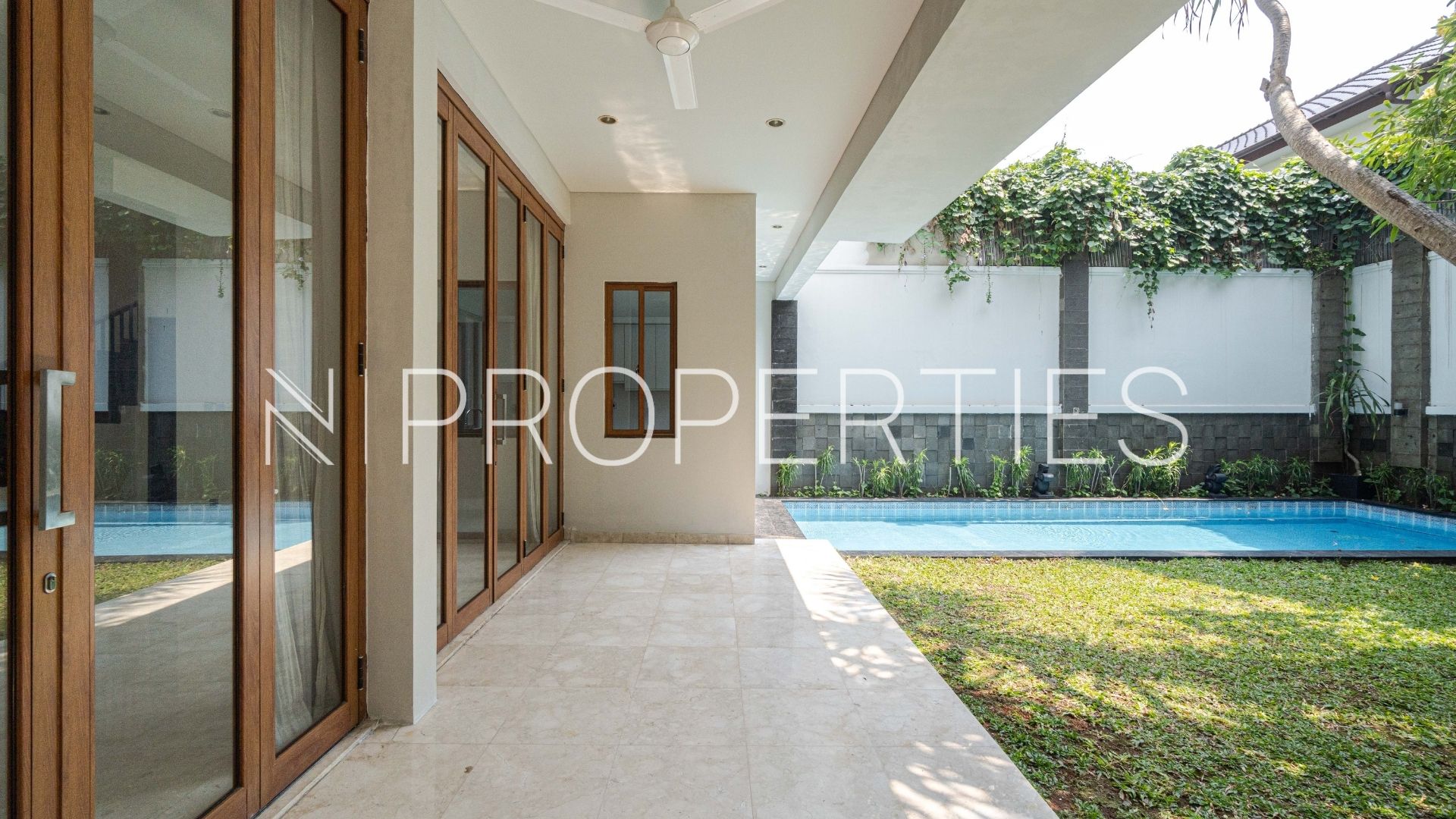 Premium 5BR Home – Padma Residence Kemang