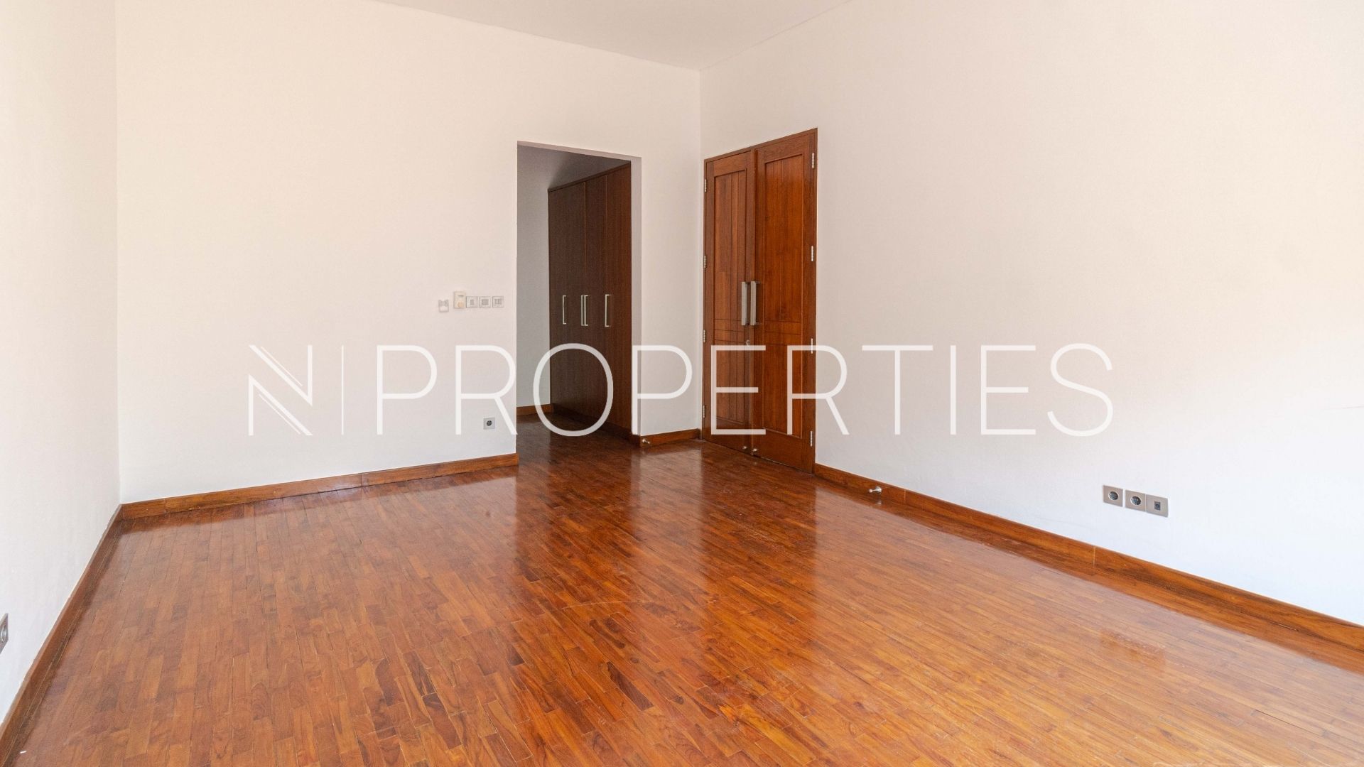 Premium 5BR Home – Padma Residence Kemang