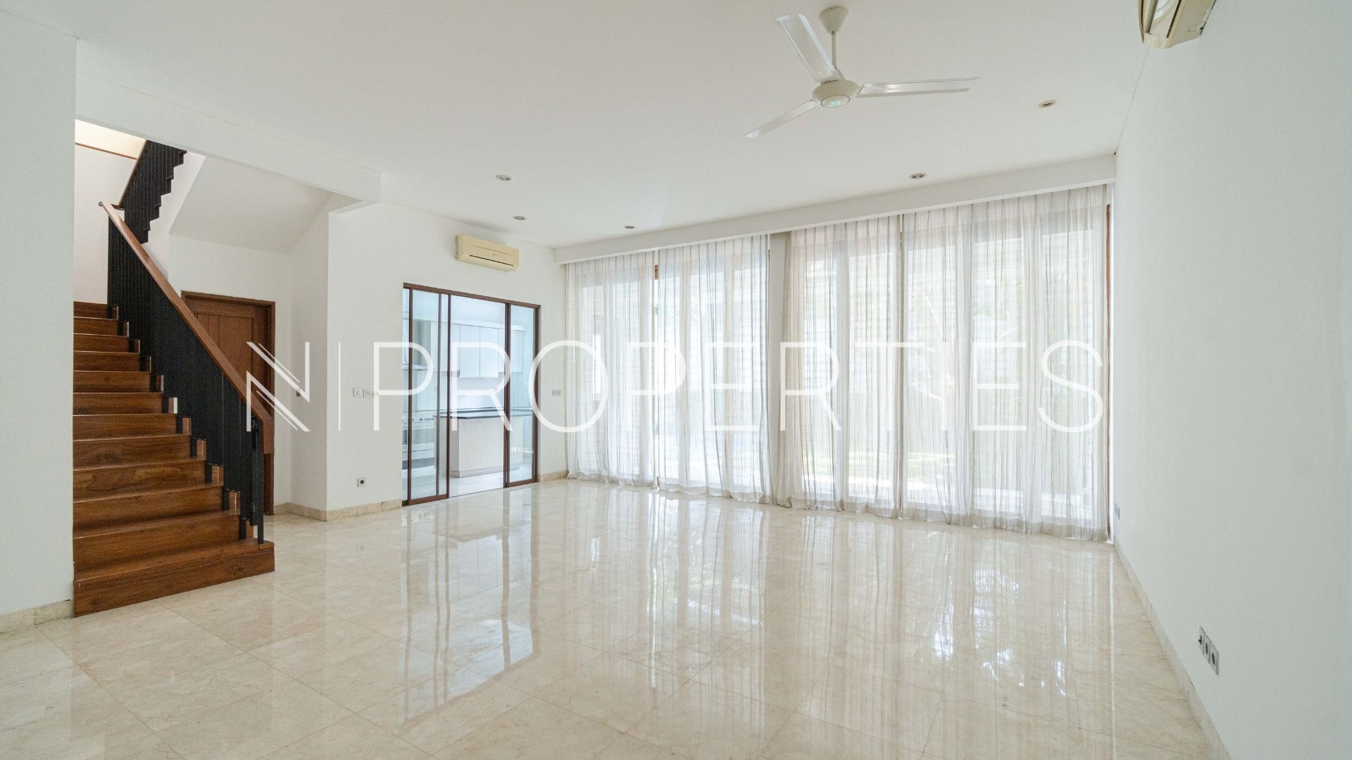 Premium 5BR Home – Padma Residence Kemang