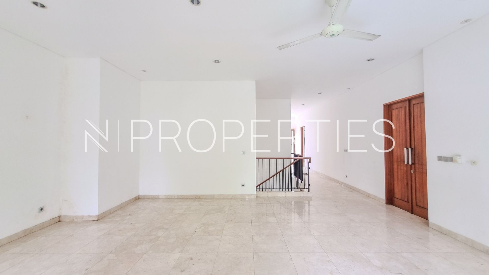 KEMANG SELATAN 11 No 105 – Kav J – Living area Secondfloor Well-Proportioned 4BR – Padma Residence Kemang