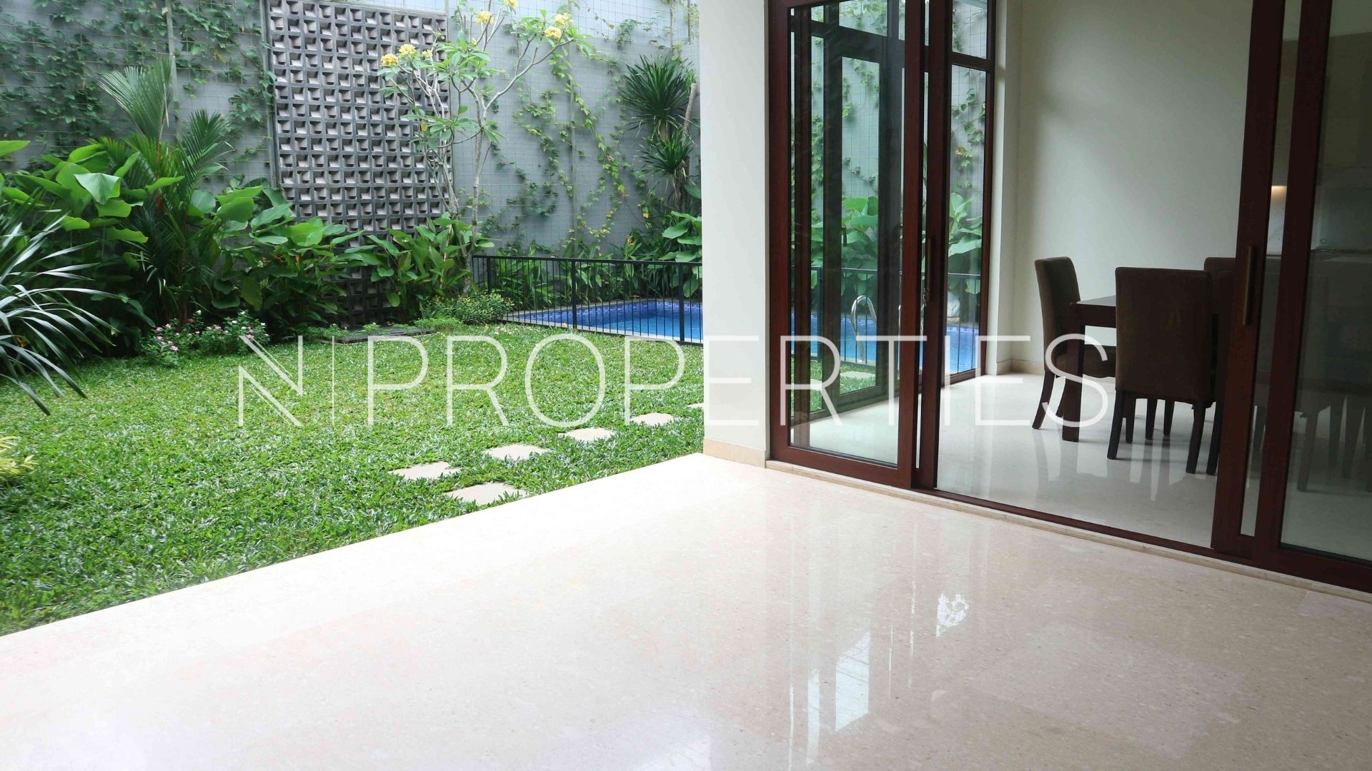 Vasanda Residence Kemang – Spacious 4BR
