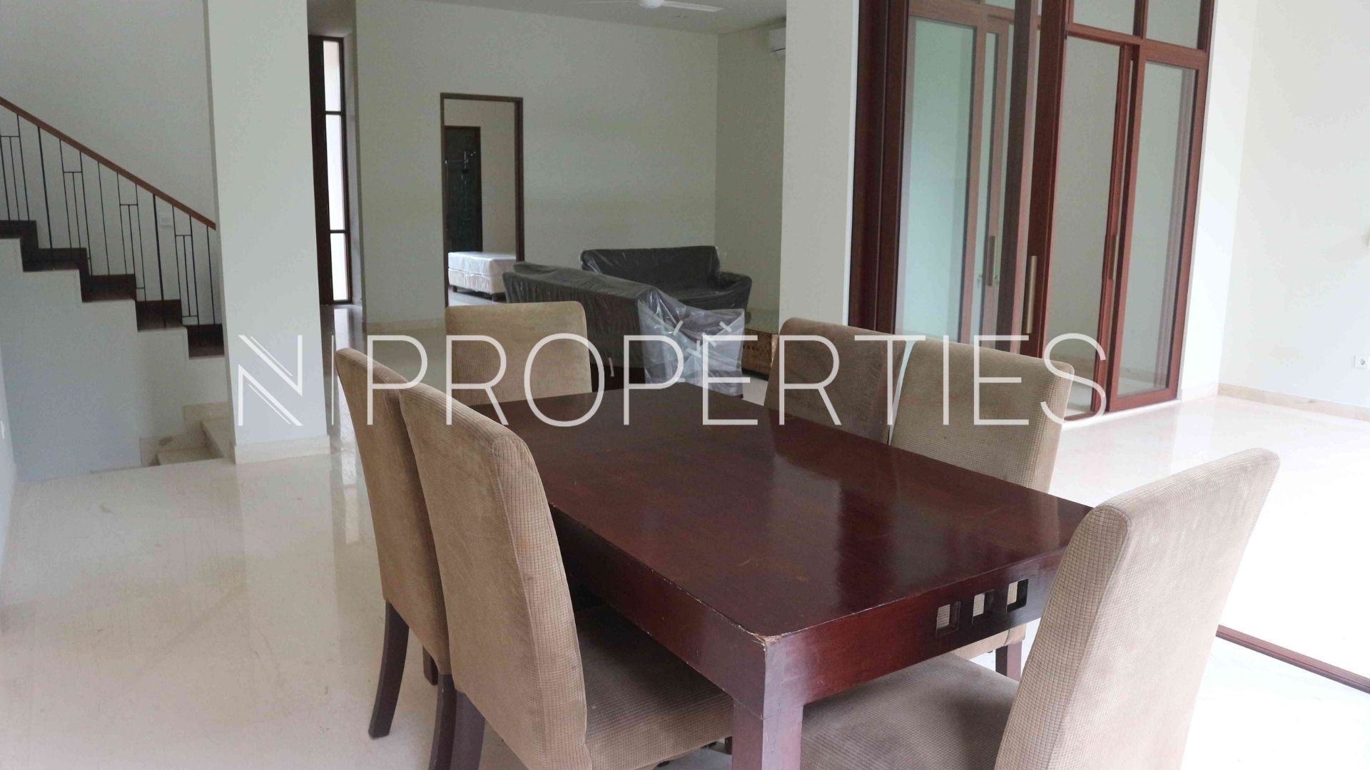 Vasanda Residence Kemang – Spacious 4BR