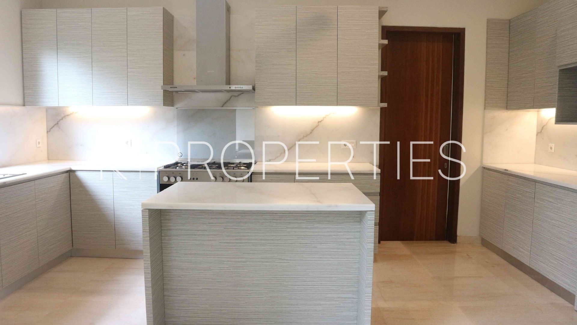 Vasanda Residence Kemang – Spacious 4BR